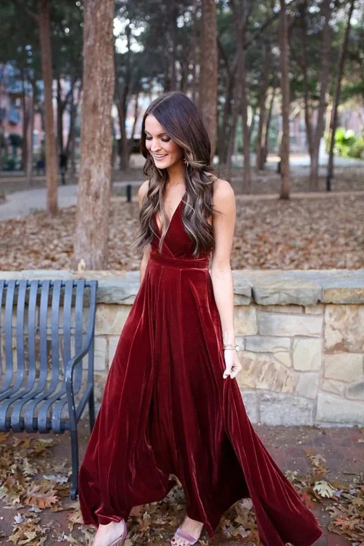 Elegant A-Line Halter Backless Burgundy Velvet Long Bridesmaid Dresses Prom Gown Charming Evening Party Dress