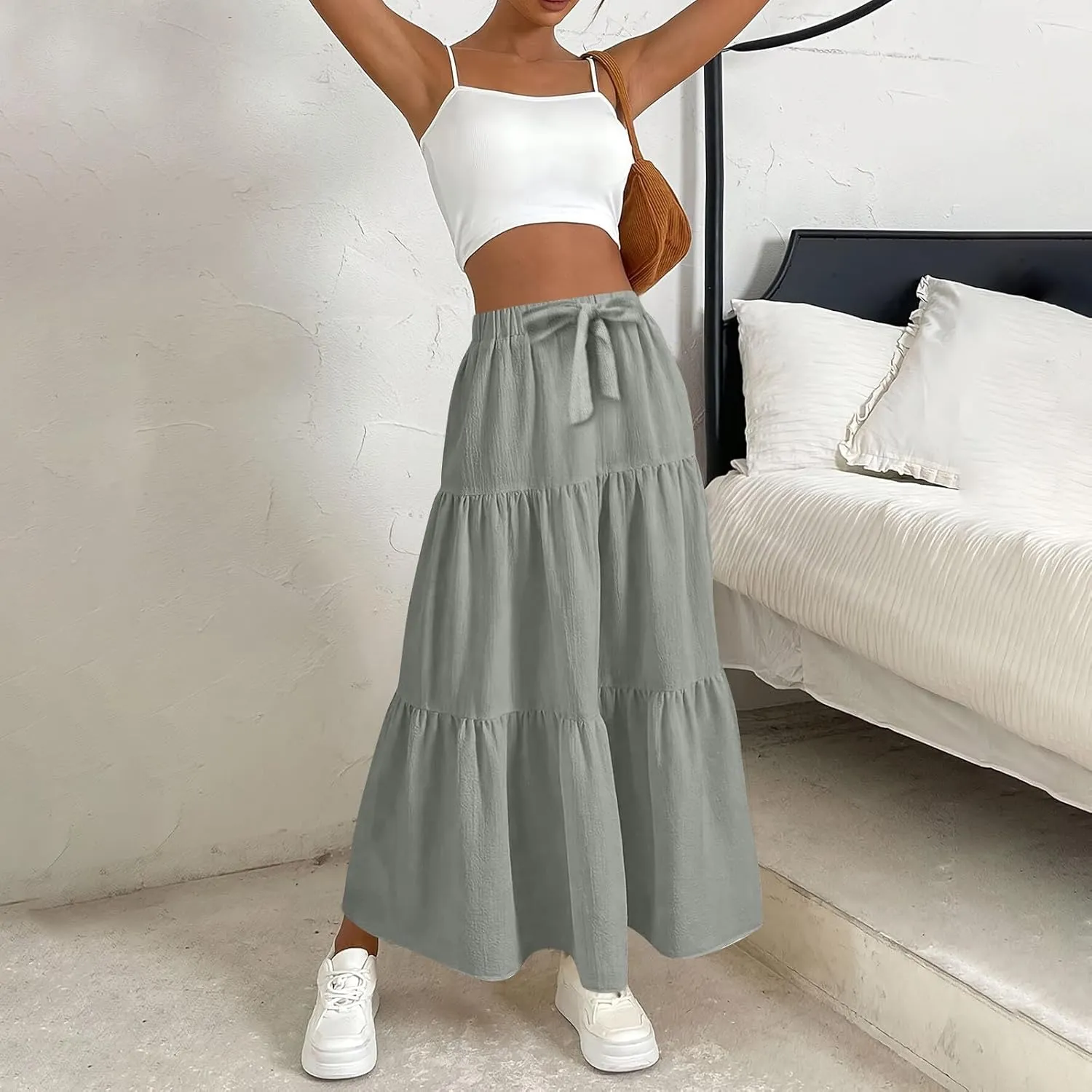 Womens High Waisted Basic Maxi Skirts 2025 Pleated Elastic Waist A-Line Skirt Trendy Summer Flowy Swing Long Skirts